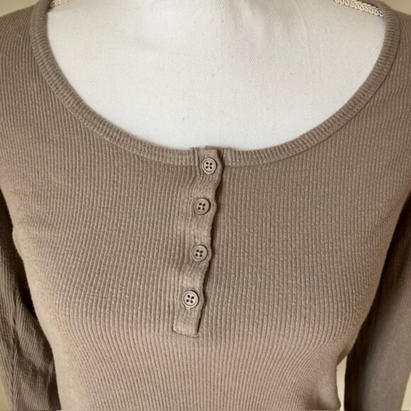 Z Supply Cait Long Sleeve Ribbed Henley Top - Earth - Size Small - Picture 6 of 8